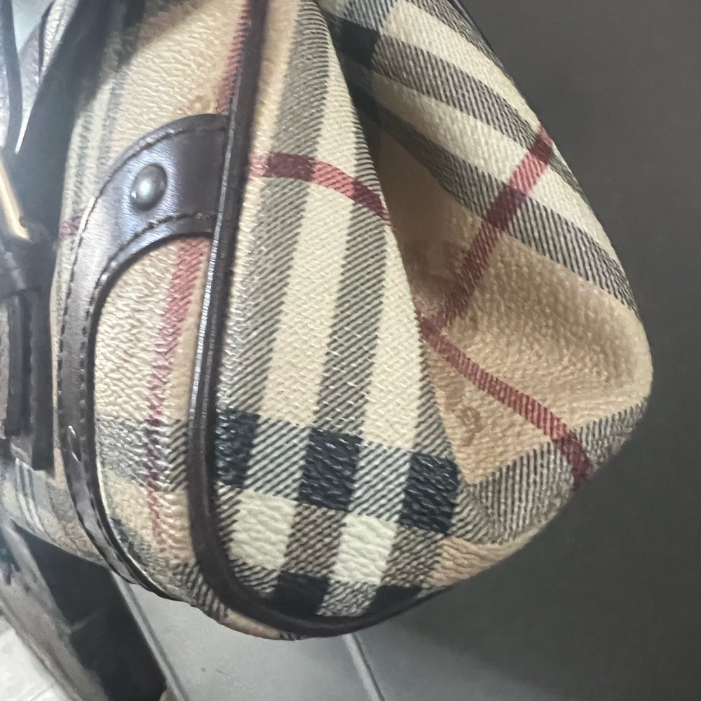 sOLD.    Burberry authentic satchel bag like new - Picture 2 of 7